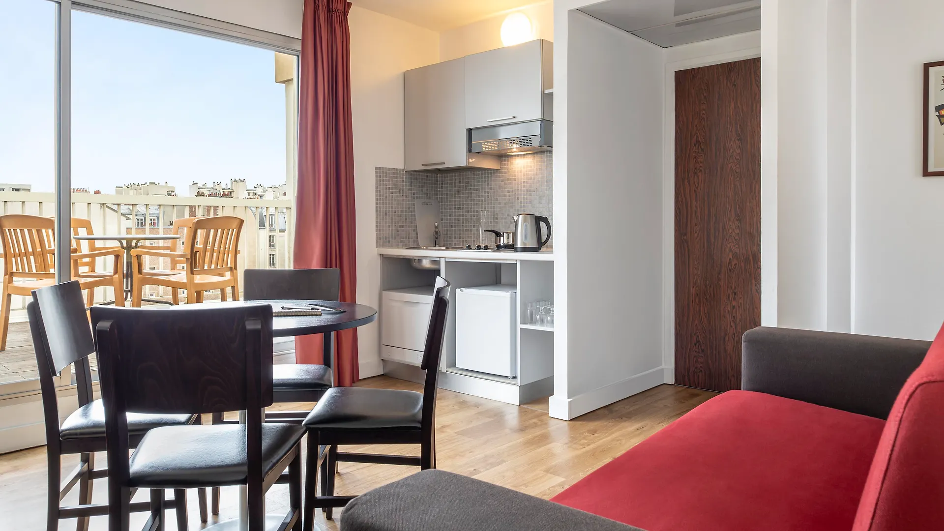 Aparthotel Adagio Access Paris Tour Eiffel St Charles France