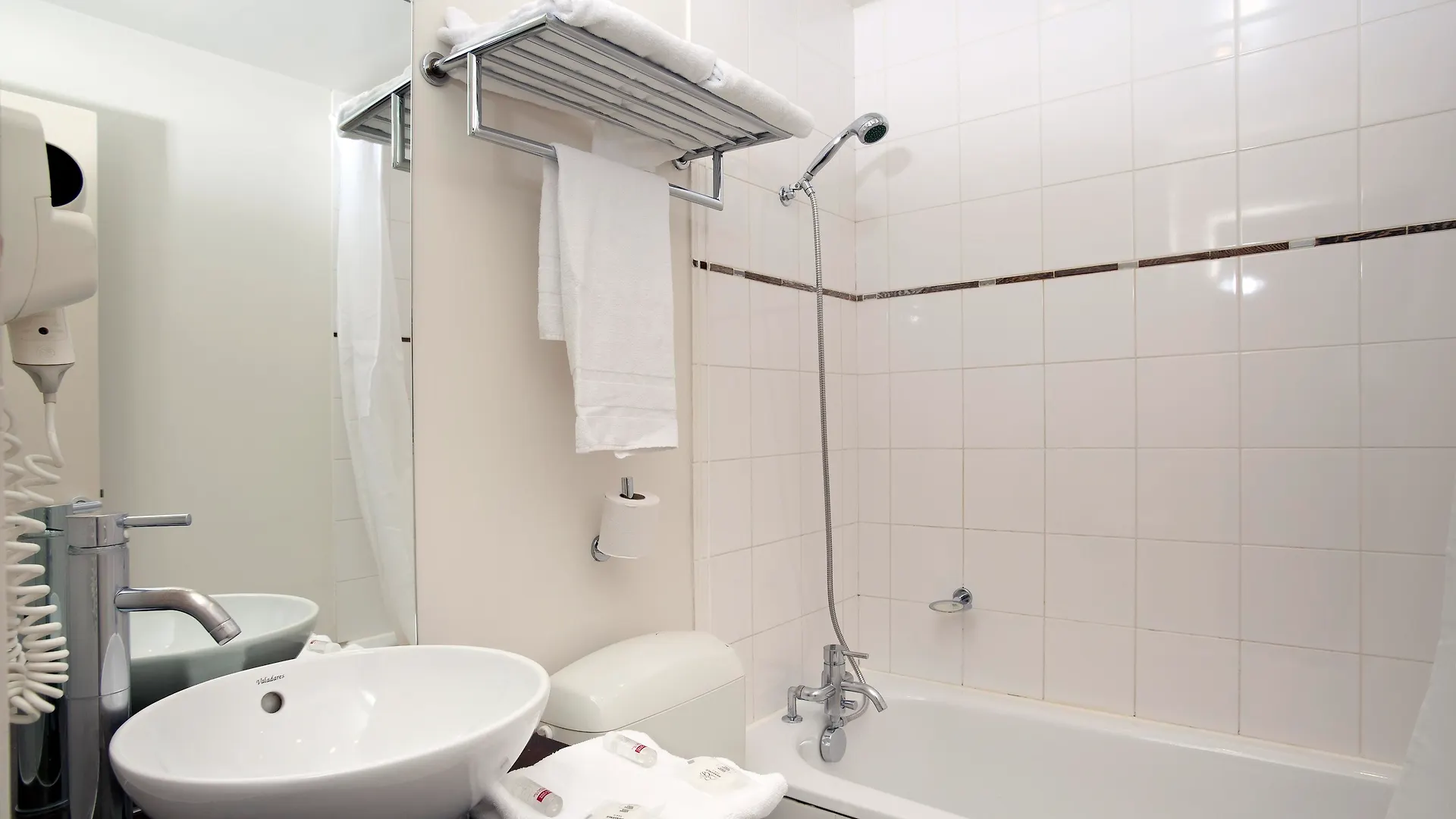 Aparthotel Adagio Access Paris Tour Eiffel St Charles