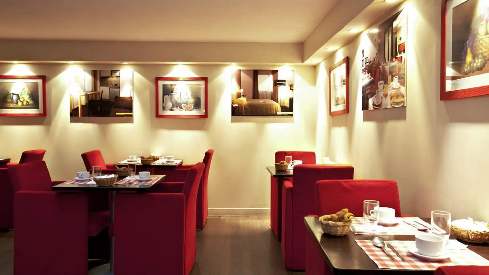 Aparthotel Adagio Access Paris Tour Eiffel St Charles