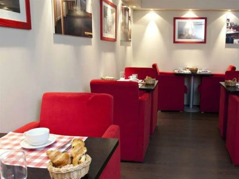 Aparthotel Adagio Access Paris Tour Eiffel St Charles