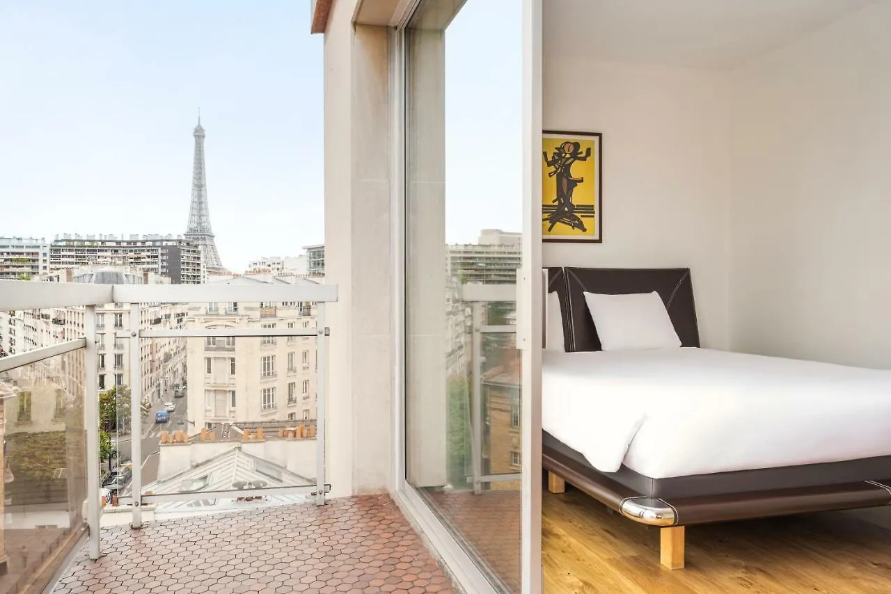 Aparthotel Adagio Access Paris Tour Eiffel St Charles