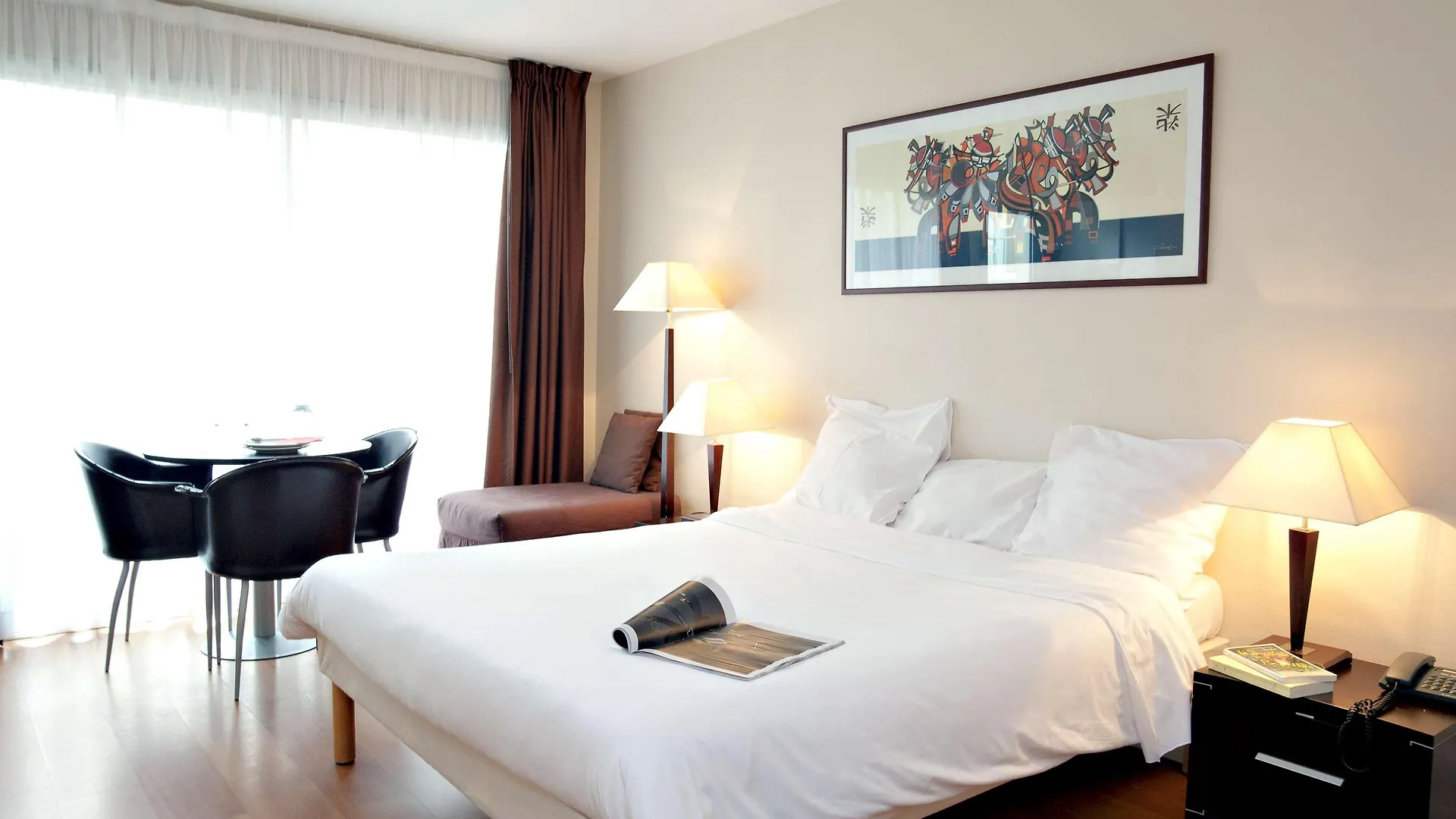 ***  Aparthotel Adagio Access Paris Tour Eiffel St Charles France