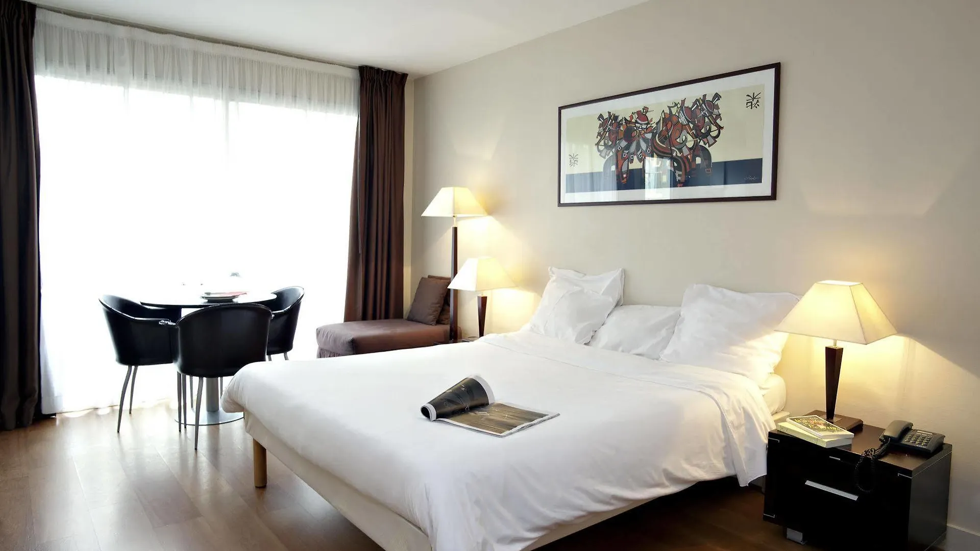 Aparthotel Adagio Access Paris Tour Eiffel St Charles